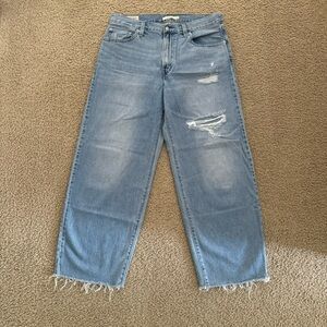 Levi’s Baggy Dad Jeans Light Wash Distressed Womens 29